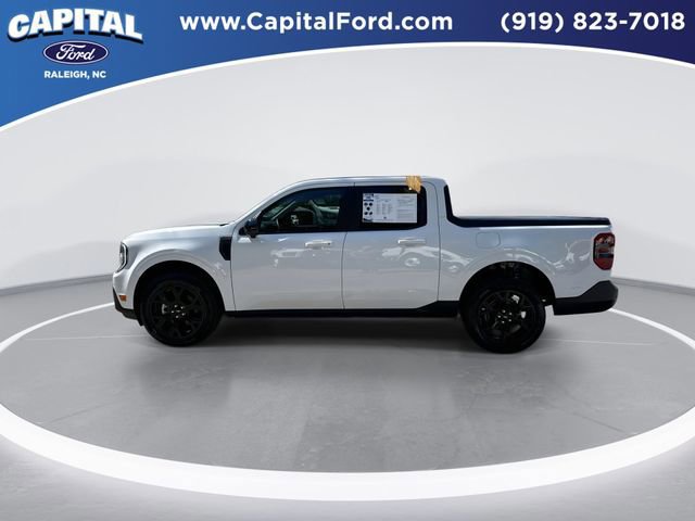 Certified 2025 Ford Maverick Lariat w/ Black Appearance Package image 3
