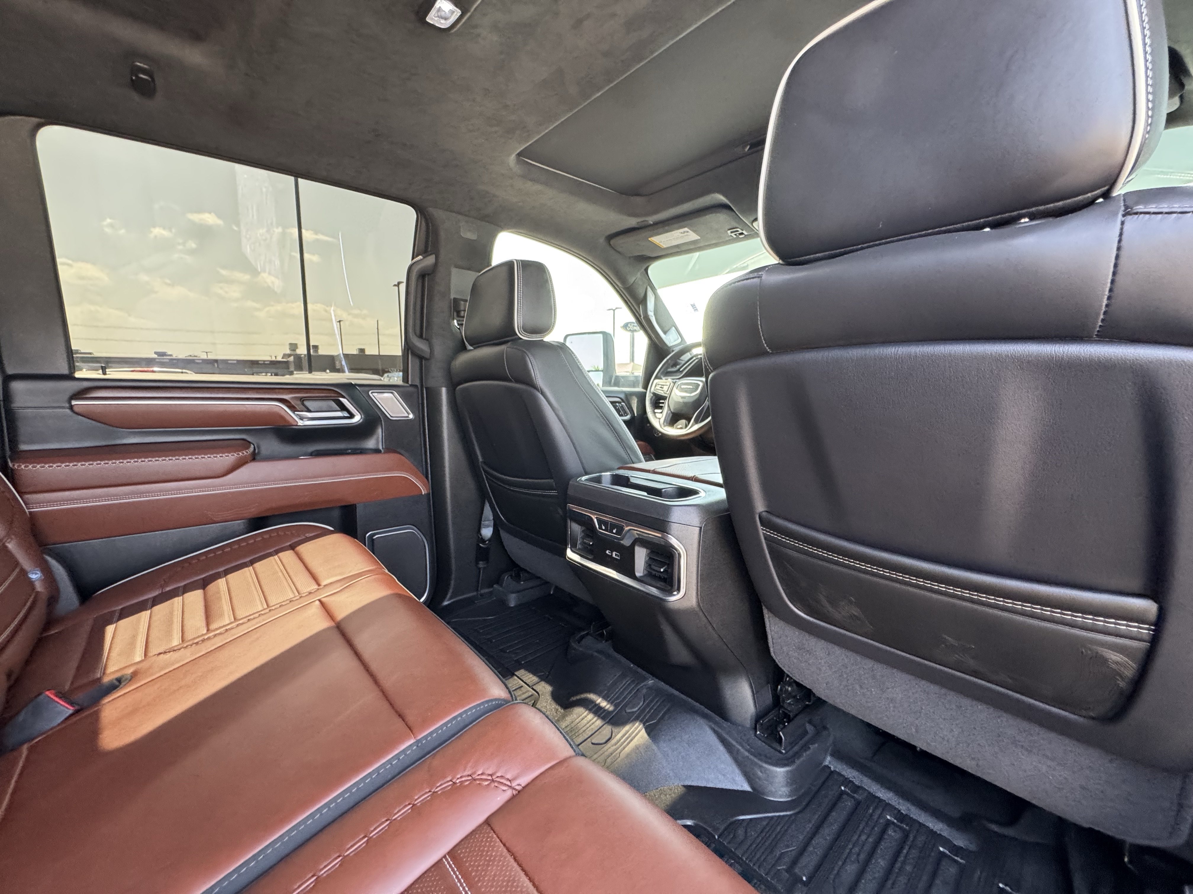 Used 2025 GMC Sierra 2500 Denali Ultimate AWD/4WD image 30
