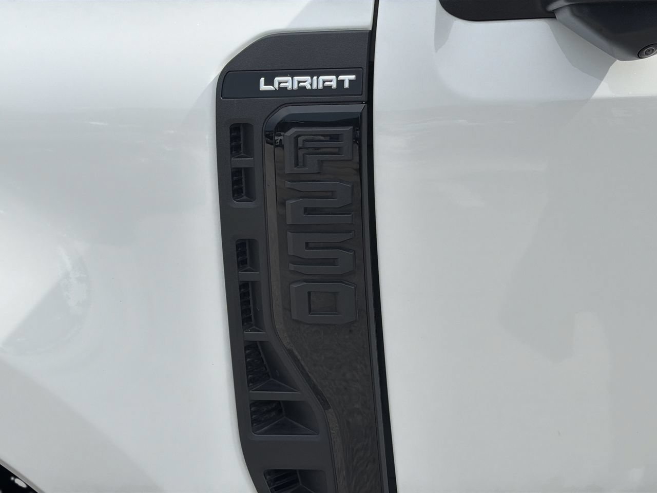 Certified 2024 Ford F250 Lariat w/ Lariat Ultimate Package AWD/4WD image 9
