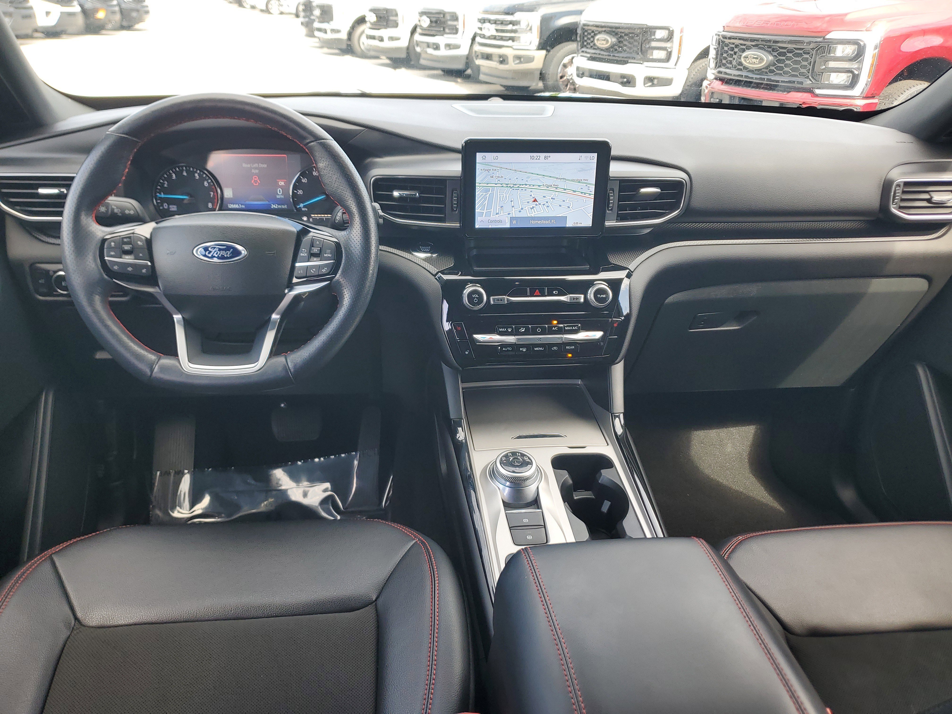 Certified 2023 Ford Explorer ST-Line w/ Class IV Trailer Tow Package RWD image 19