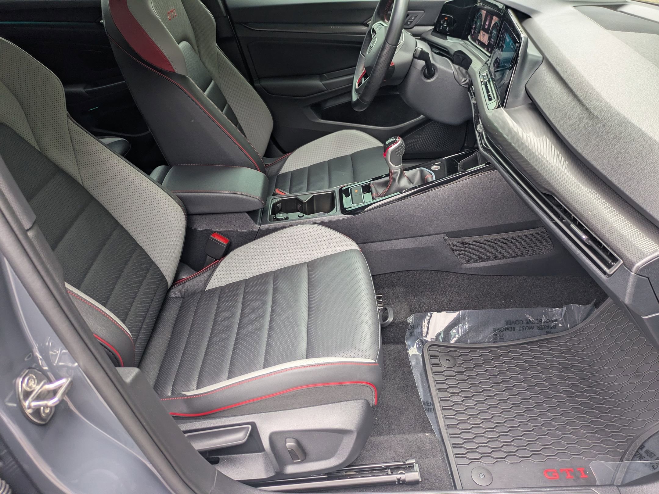 Used 2024 Volkswagen GTI Autobahn FWD image 38