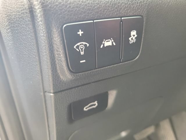 Used 2021 Kia K5 LXS FWD image 17