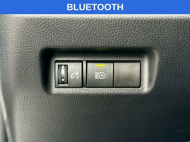 Used 2025 Toyota RAV4 XLE image 15