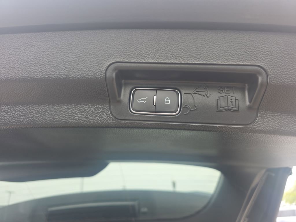 Certified 2024 Ford Explorer XLT w/ Equipment Group 202A image 14