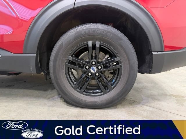 Certified 2024 Ford Explorer XLT w/ Equipment Group 202A AWD/4WD image 8