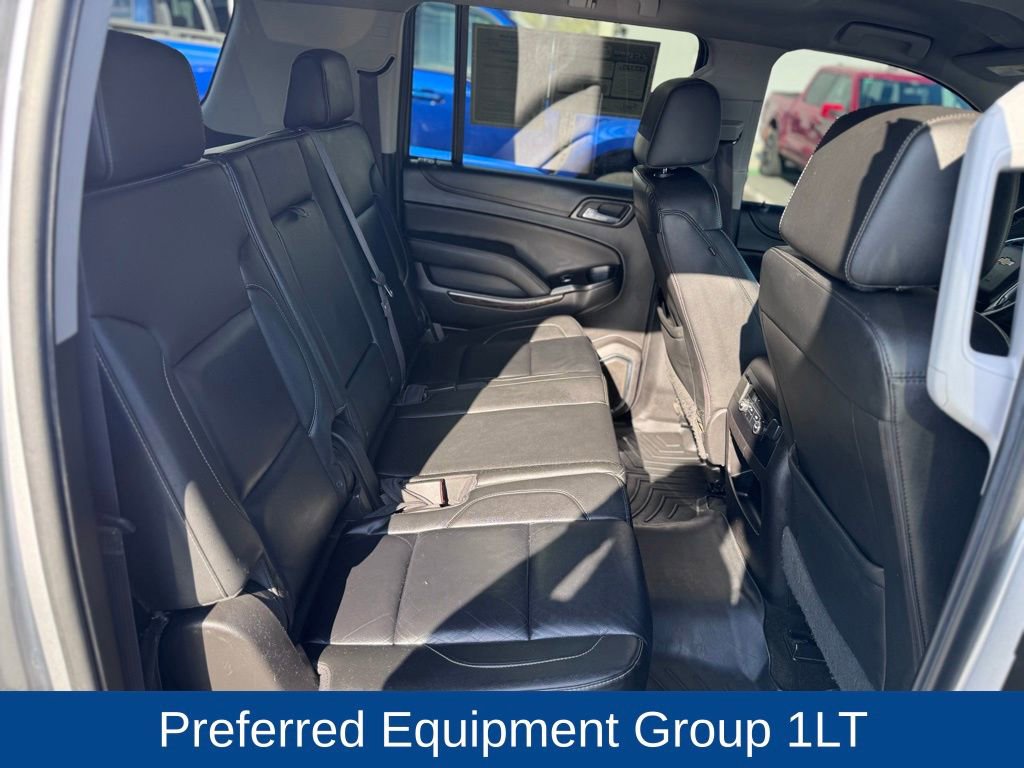 Used 2017 Chevrolet Suburban LT image 19