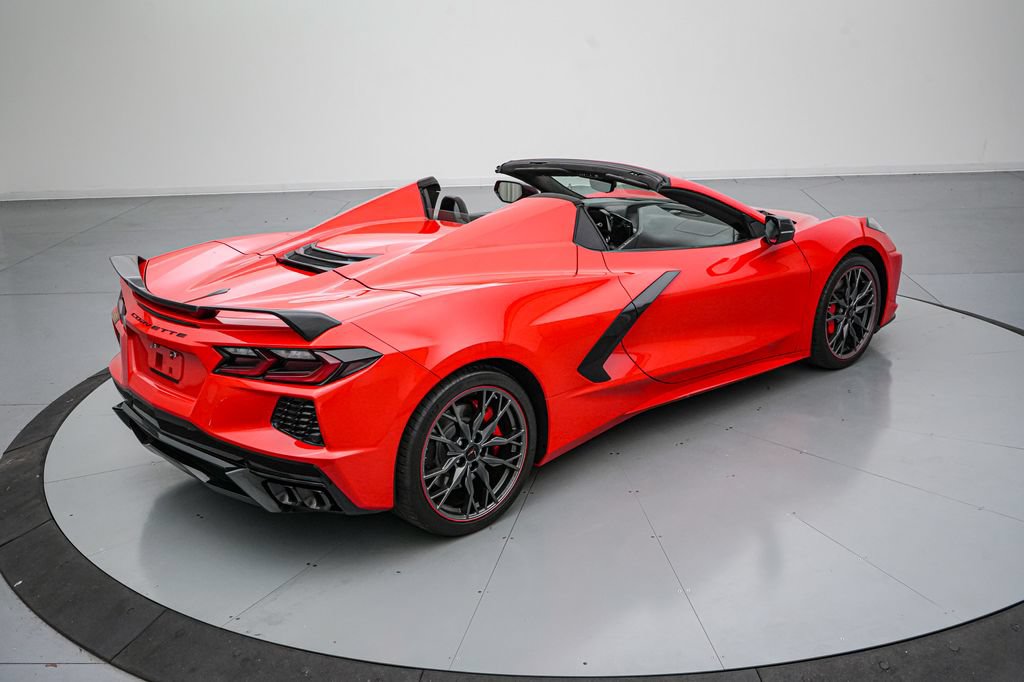 Used 2023 Chevrolet Corvette Stingray Premium Conv w/ Z51 Performance Package RWD image 4