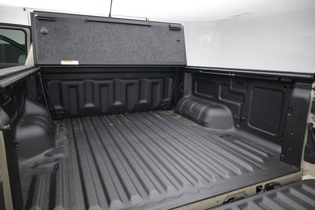 Certified 2025 Ford Ranger Raptor AWD/4WD image 9