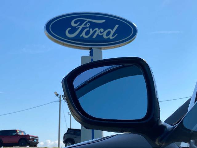 Used 2026 Nissan Kicks SR FWD image 36