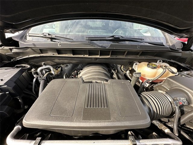 Used 2023 Chevrolet Suburban RST w/ Sport Performance Package image 33