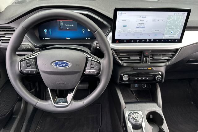 Certified 2023 Ford Escape SE w/ PHEV Premium Package image 12