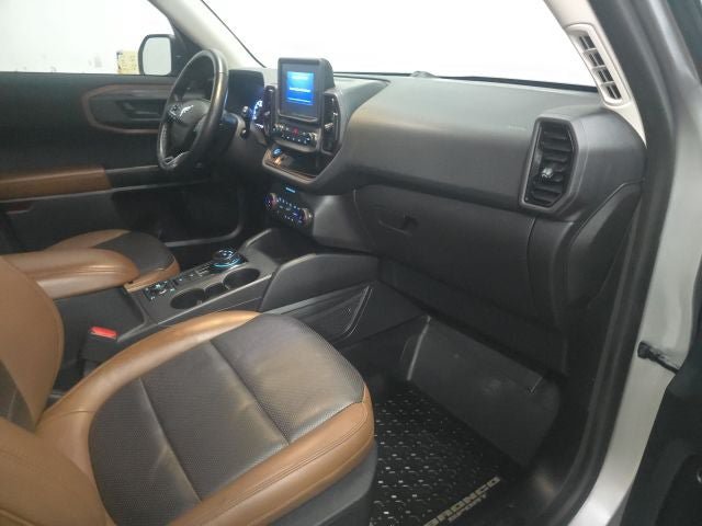 Certified 2022 Ford Bronco Sport Badlands w/ Premium Package AWD/4WD image 4