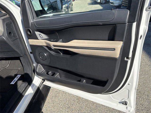 Certified 2024 Ford Expedition Max XLT image 23