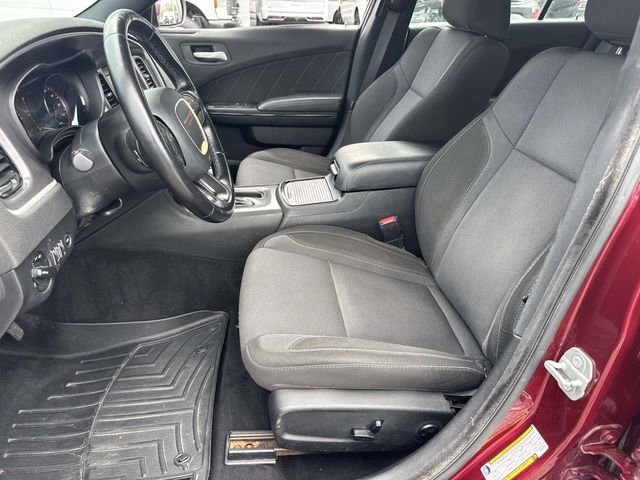 Used 2020 Dodge Charger SXT w/ Blacktop Package image 17