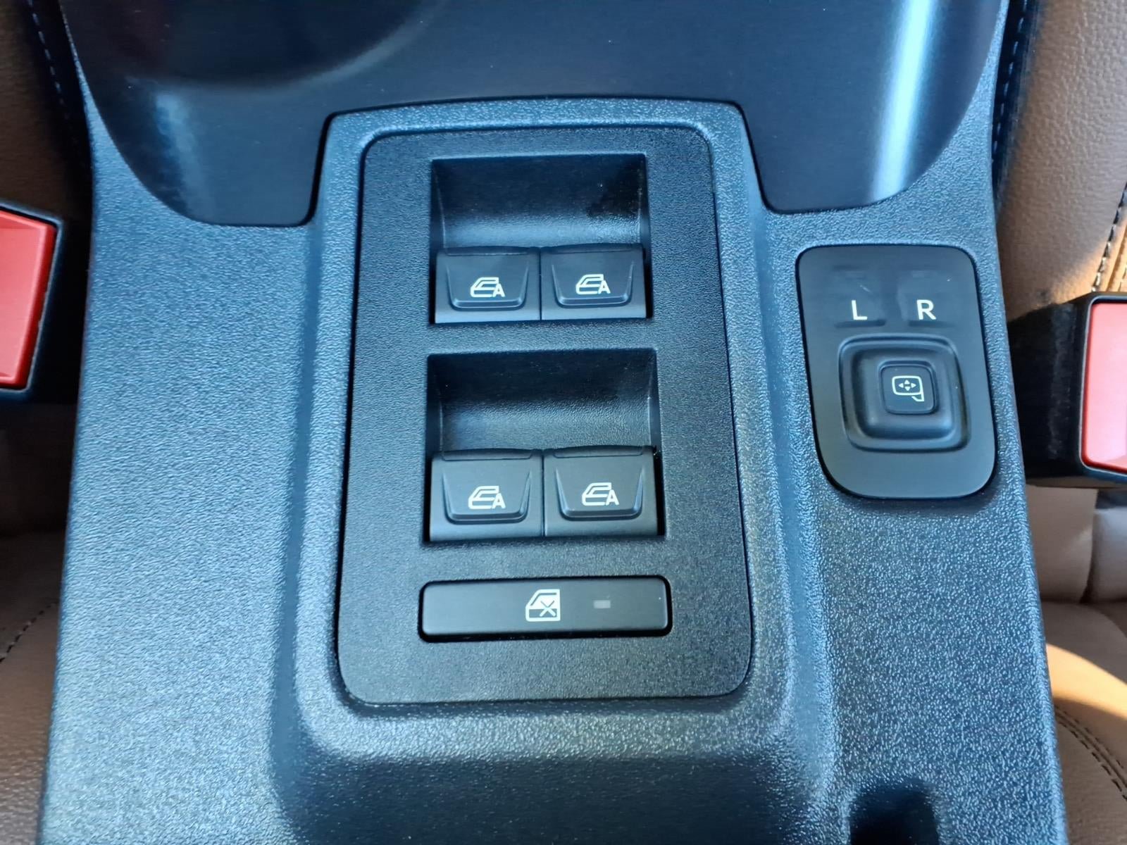 Certified 2024 Ford Bronco Outer Banks AWD/4WD image 21
