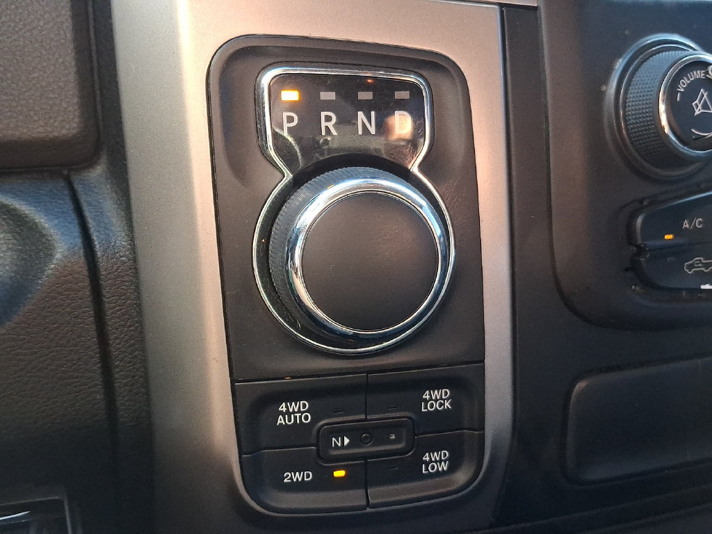 Used 2019 RAM 1500 Big Horn AWD/4WD image 14