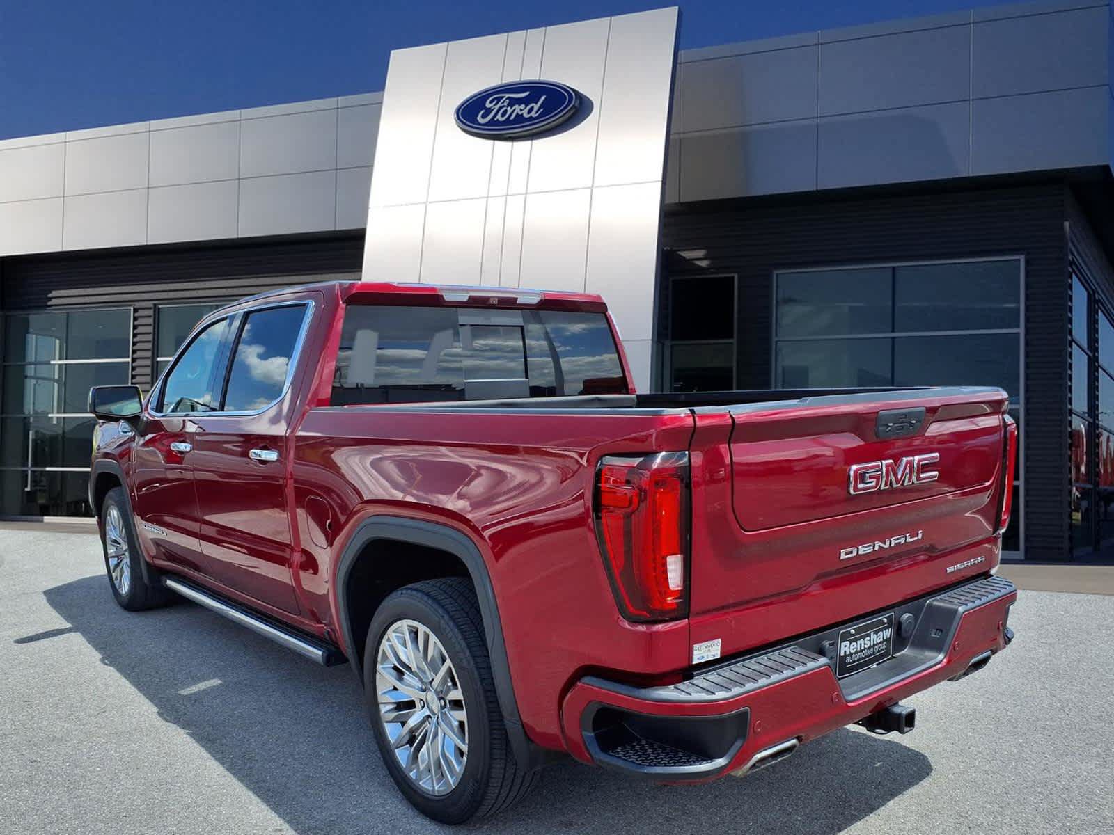 Used 2019 GMC Sierra 1500 Denali w/ Denali Ultimate Package AWD/4WD image 3
