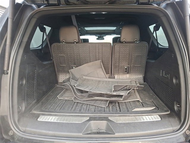 Used 2023 Chevrolet Suburban Z71 w/ Luxury Package image 34