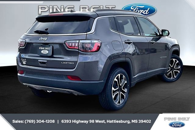 Used 2023 Jeep Compass Limited image 4