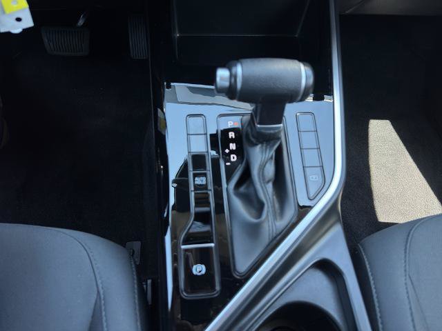 Used 2025 Kia Niro LX FWD image 14