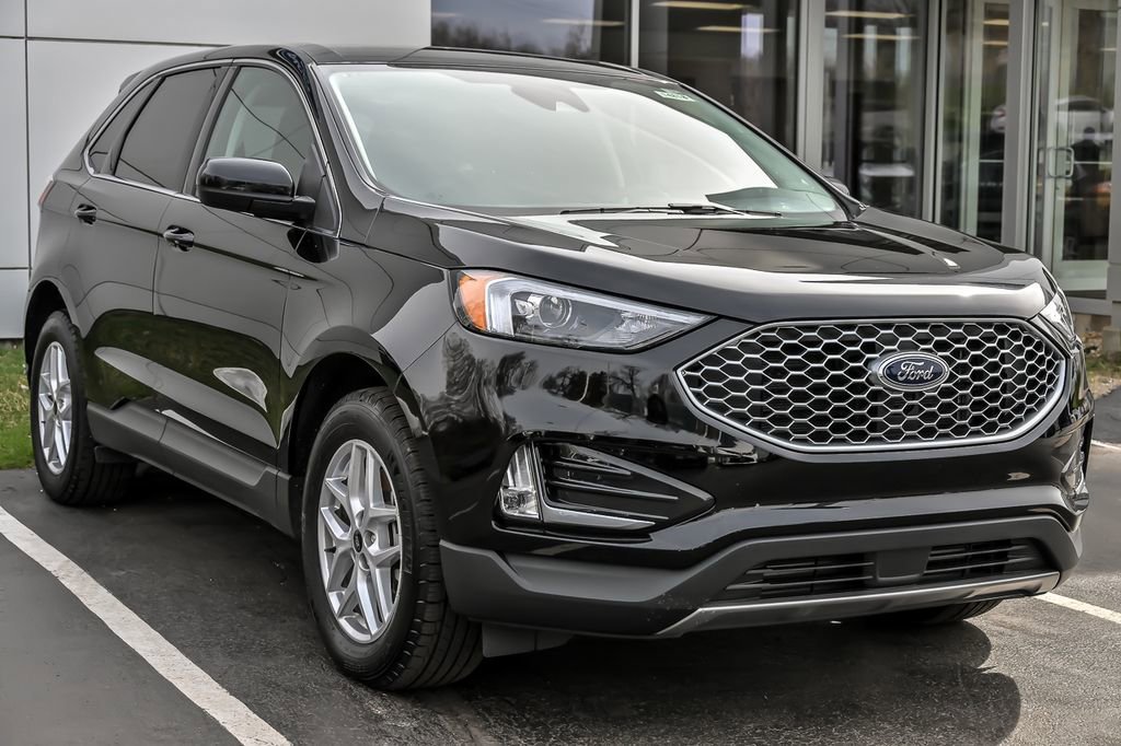 Certified 2024 Ford Edge SEL w/ Convenience Package image 11