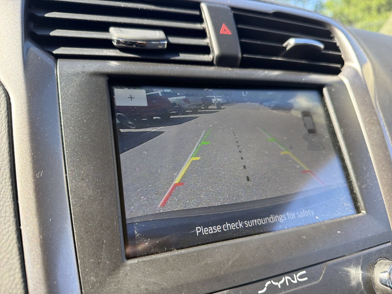 Certified 2020 Ford Fusion SE FWD image 32