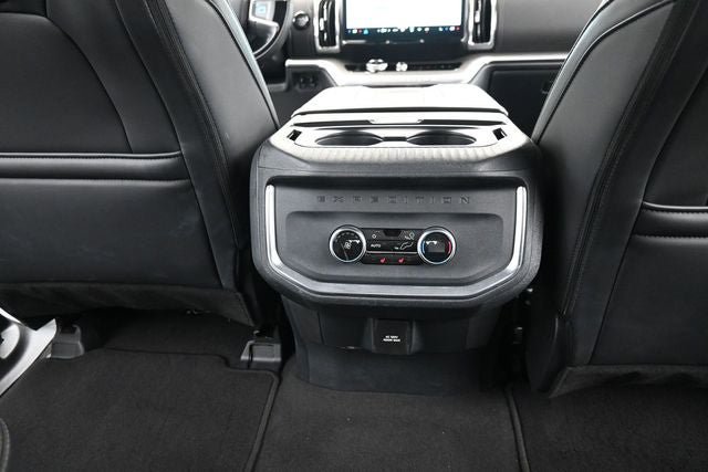 Certified 2025 Ford Expedition Platinum AWD/4WD image 21