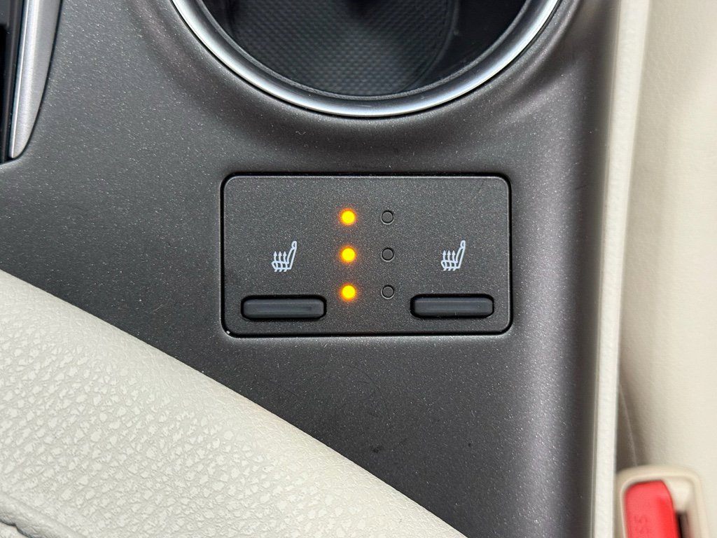 Used 2023 Toyota Camry XLE w/ Protection Package (Q2) (TMS) image 27