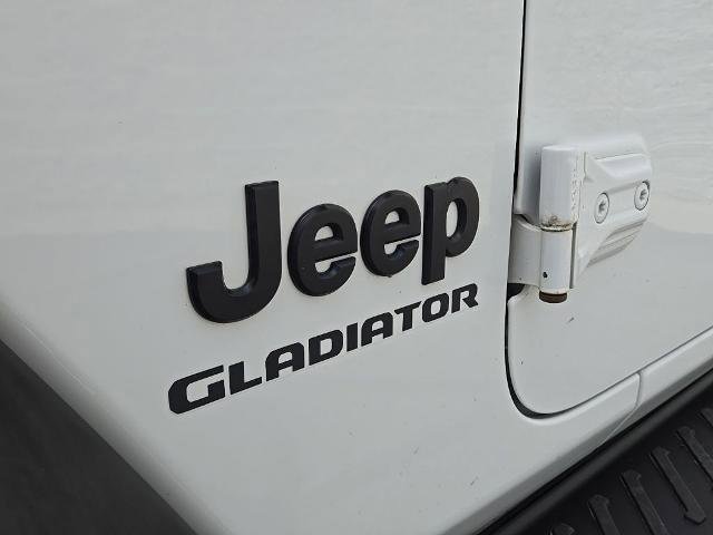 Used 2020 Jeep Gladiator Sport w/ Quick Order Package 24S AWD/4WD image 10