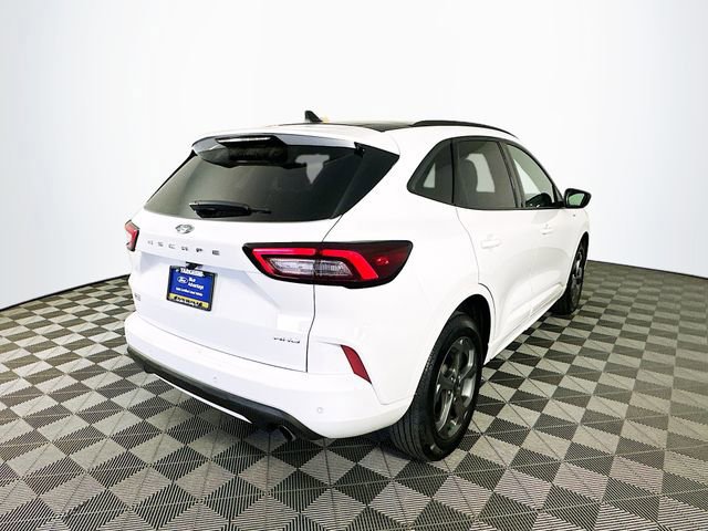 Certified 2023 Ford Escape ST-Line w/ Tech Pack #1 image 5