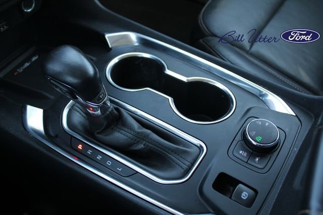 Used 2021 Chevrolet Traverse Premier w/ Redline Edition image 18