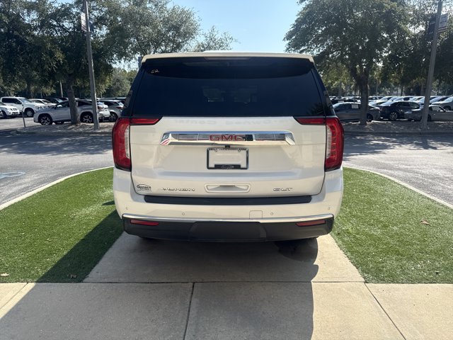 Used 2022 GMC Yukon SLT w/ SLT Luxury Package RWD image 7