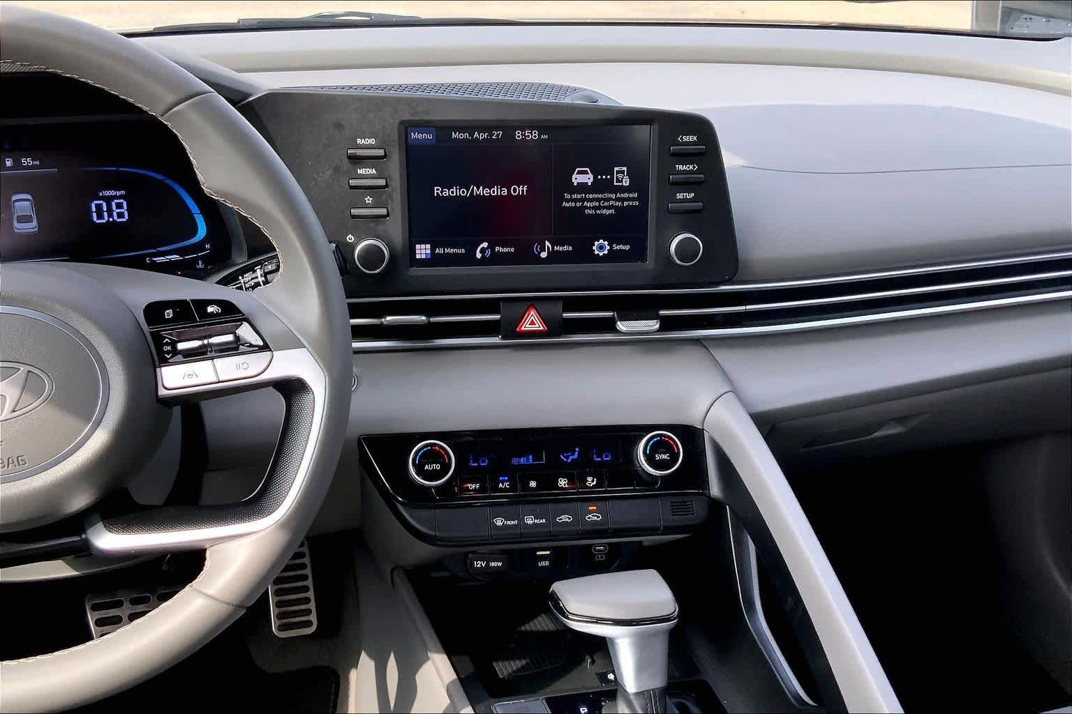 Used 2025 Hyundai Elantra Sport FWD image 7