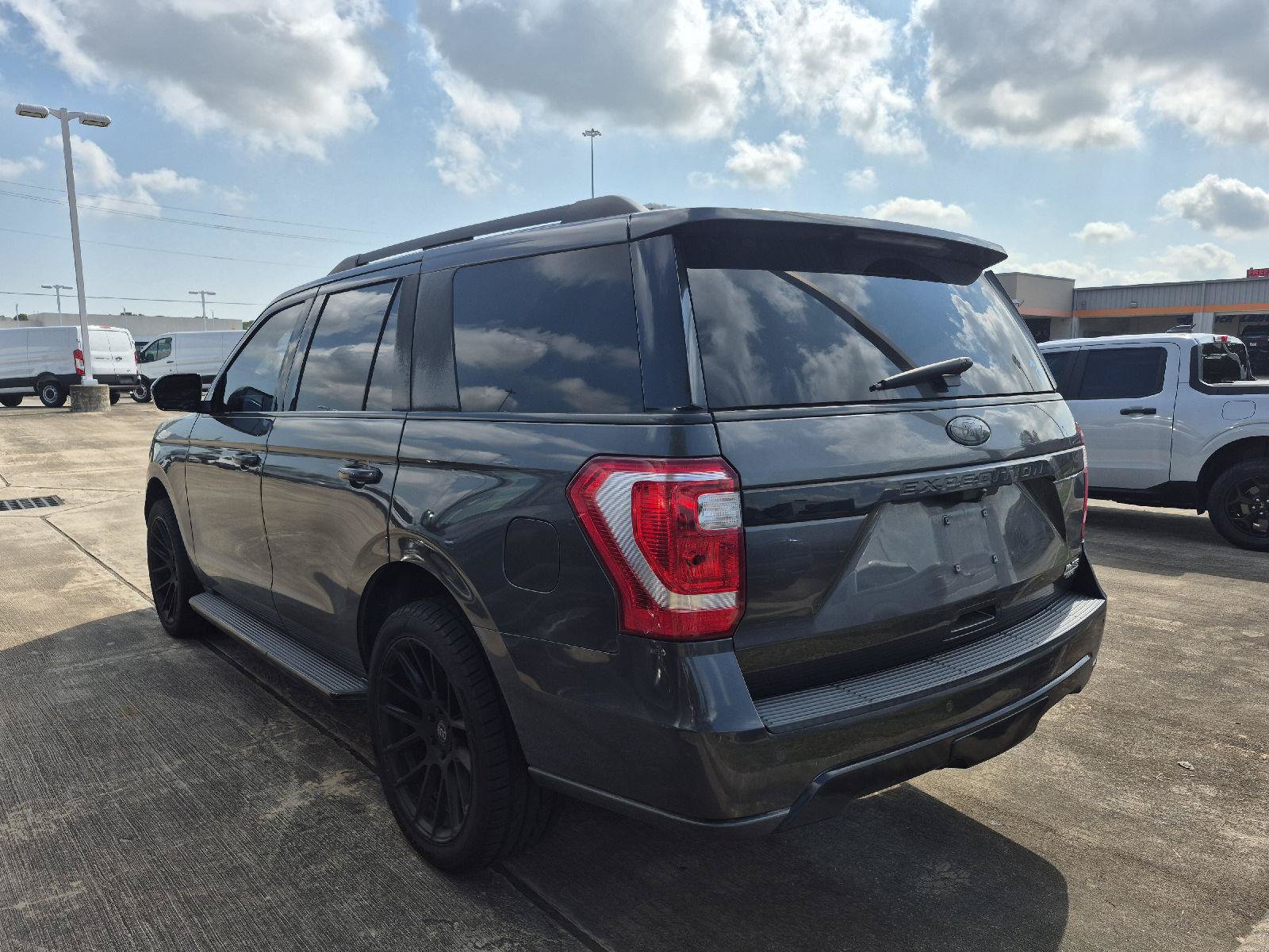 Certified 2021 Ford Expedition XLT RWD image 10