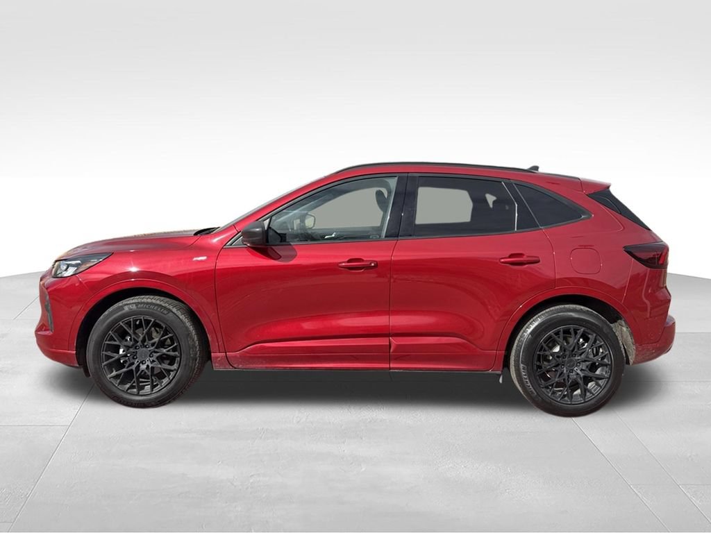 Certified 2024 Ford Escape ST-Line w/ Tech Pack #1 FWD image 6