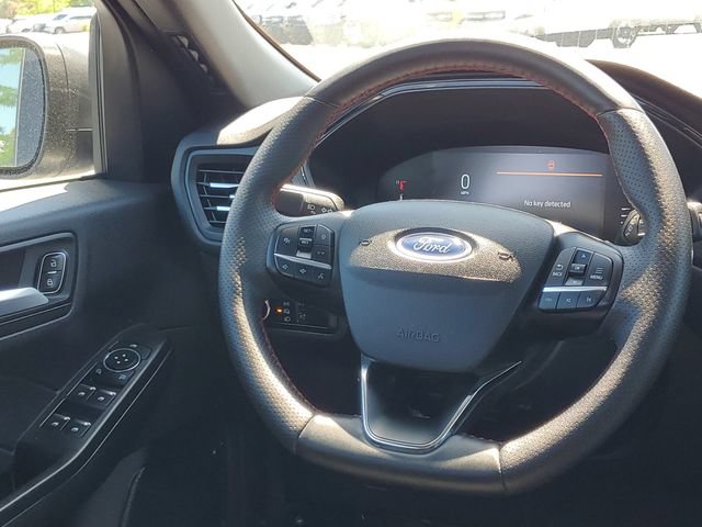 Certified 2024 Ford Escape ST-Line w/ Tech Pack #1 AWD/4WD image 29