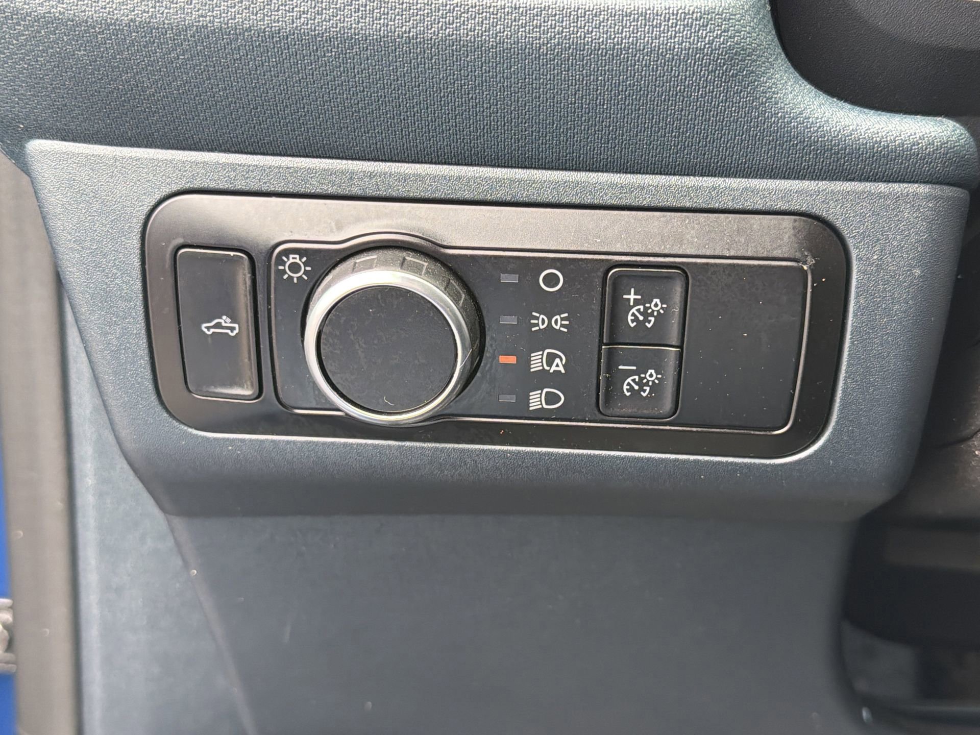 Certified 2024 Ford Maverick XL image 21