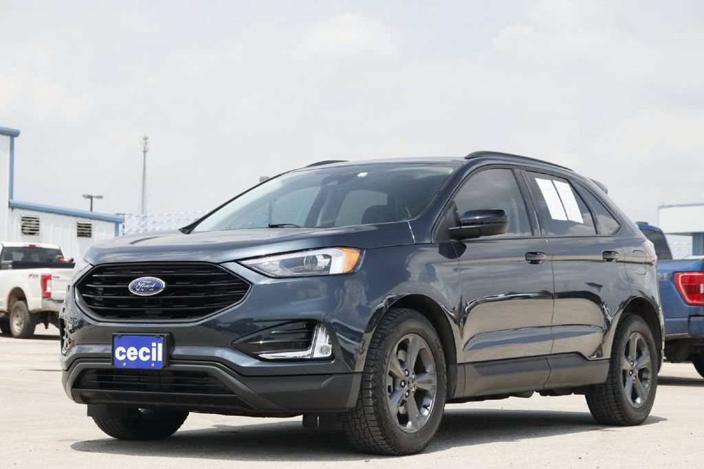 Certified 2023 Ford Edge SEL w/ Sport Appearance Package AWD/4WD image 2