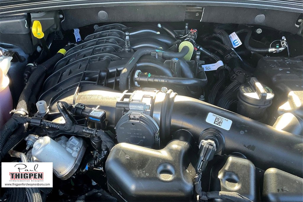 Used 2025 Jeep Grand Cherokee Altitude image 33