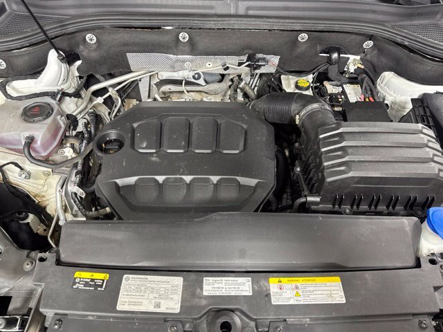 Used 2024 Volkswagen Atlas Peak Edition SEL AWD/4WD image 9