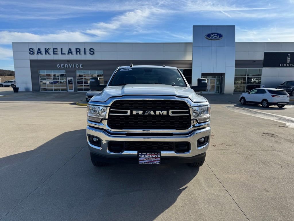 Used 2024 RAM 2500 Big Horn AWD/4WD image 2