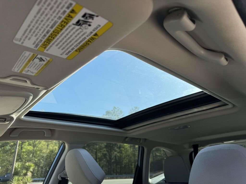 Used 2024 Subaru Forester Premium AWD/4WD image 25