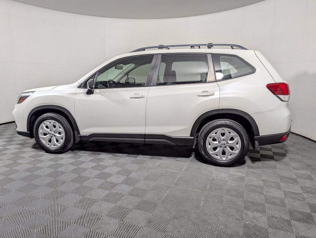 Used 2019 Subaru Forester AWD/4WD image 5