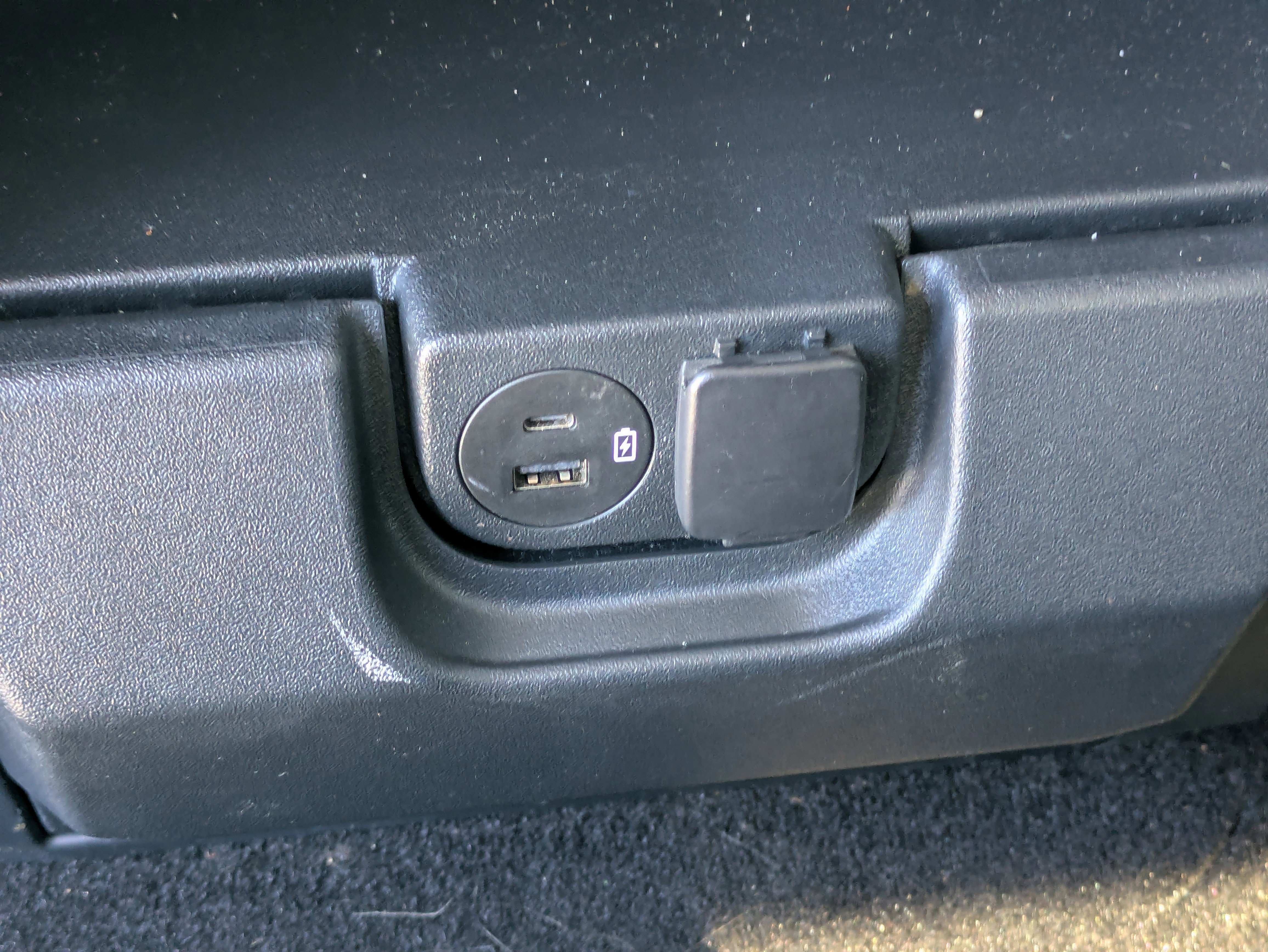 Certified 2022 Ford F150 XLT w/ Equipment Group 301A Mid image 15