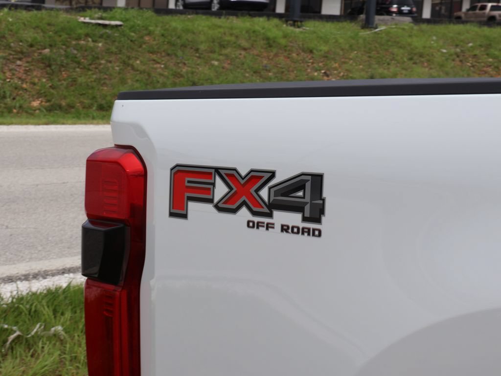 Certified 2024 Ford F250 Lariat w/ FX4 Off-Road Package AWD/4WD image 15