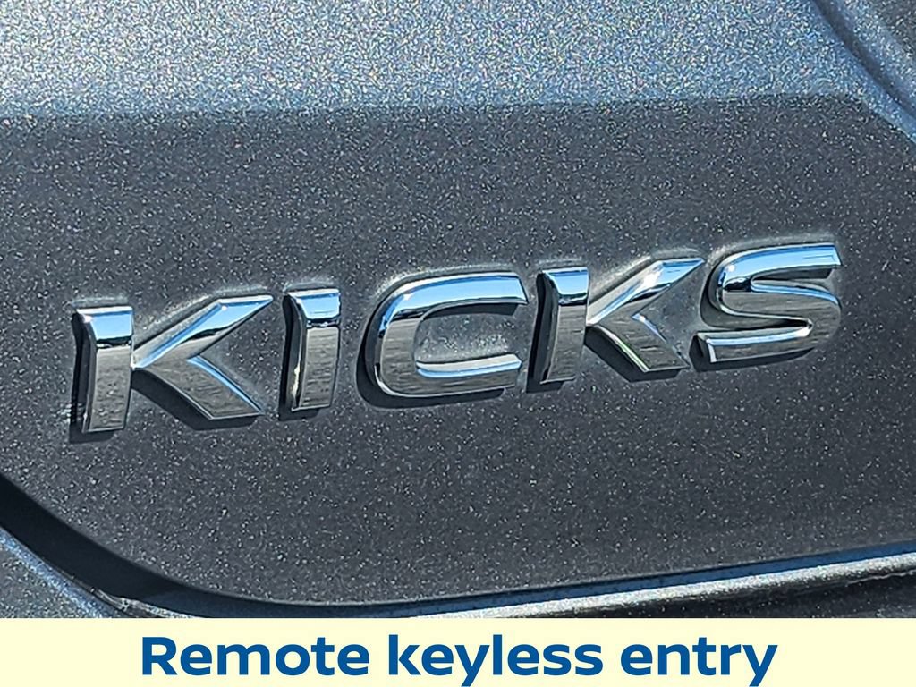 Used 2022 Nissan Kicks S FWD image 23