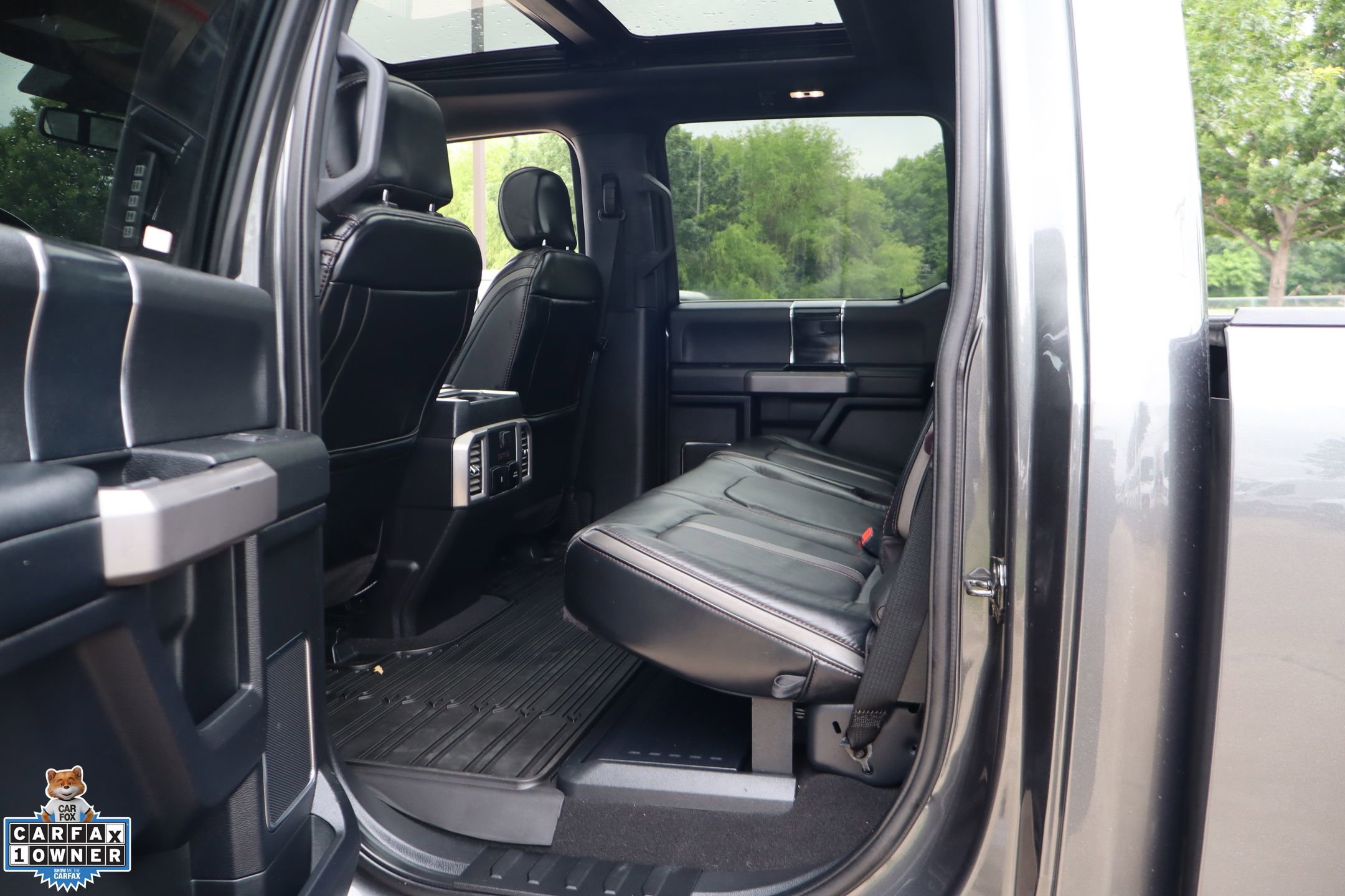 Certified 2020 Ford F250 Platinum w/ Tremor Off-Road Package AWD/4WD image 27
