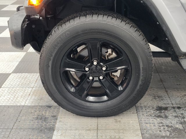 Used 2021 Jeep Wrangler Unlimited Sahara AWD/4WD image 16
