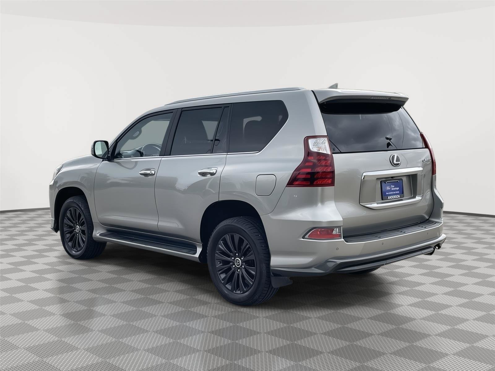 Used 2022 Lexus GX 460 Premium w/ Accessory Package AWD/4WD image 9