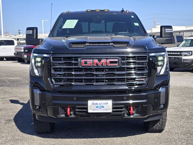 Used 2024 GMC Sierra 2500 AT4 w/ AT4 Premium Plus Package AWD/4WD image 2